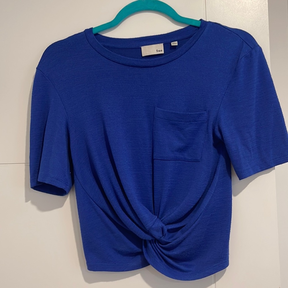 WILFRED Gorgeous blue knotted t Size small